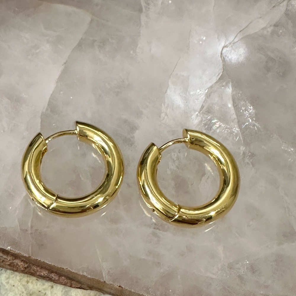 Gorjana: Gold Lou Hoops